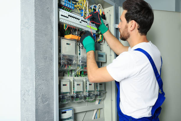 Best Licensed Electrician  in Liberty, MO